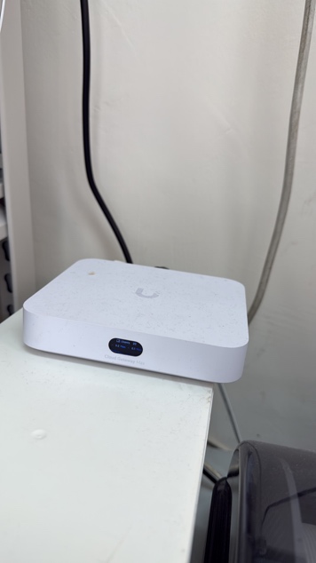 Wireless mesh node